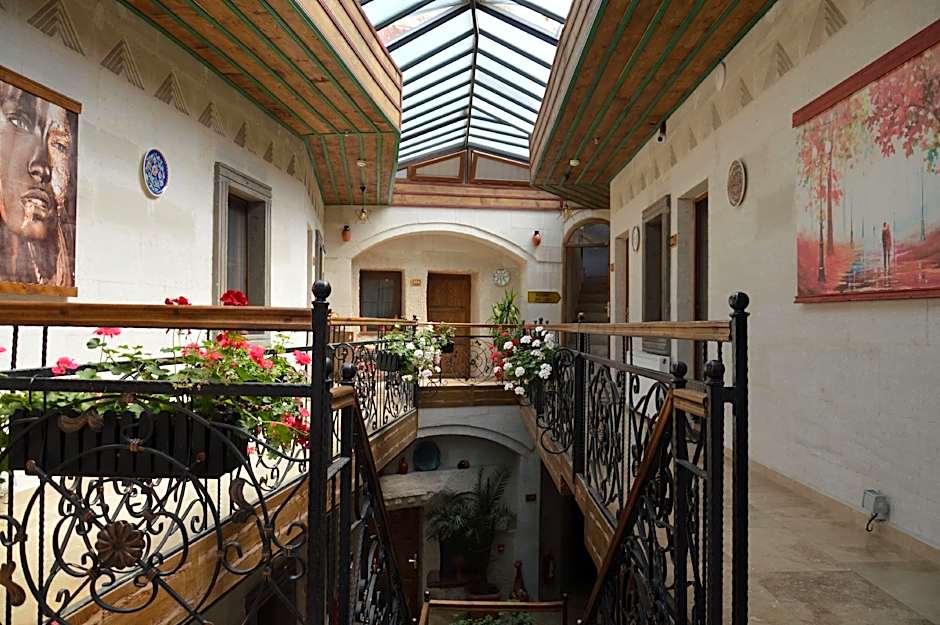 Grand Elite Cave Suites