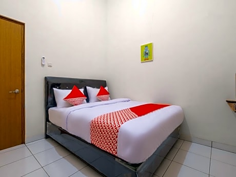 Hotel O Syariah Tasikmalaya Near Universitas Siliwangi Formerly Siliwangi Guest House