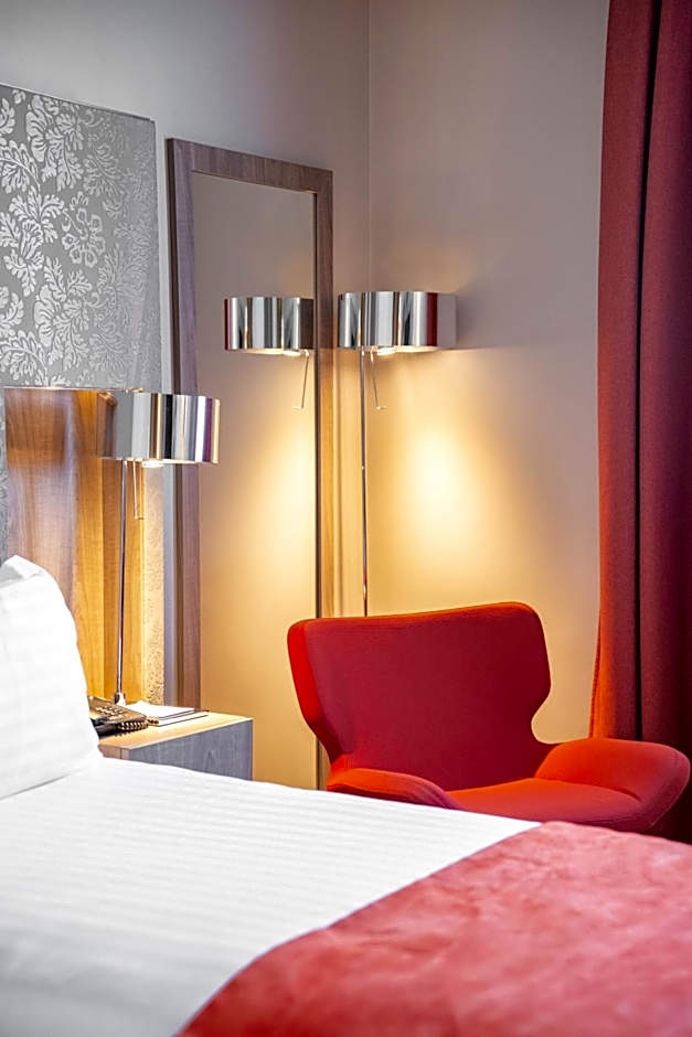 Best Western Plus Paris Velizy