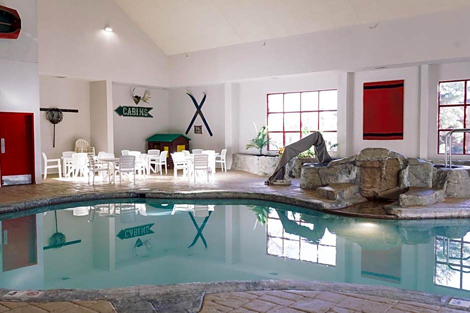 Wildwood Lodge & Suites