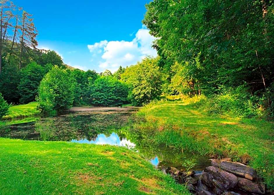 Penvale Lakes Lodges