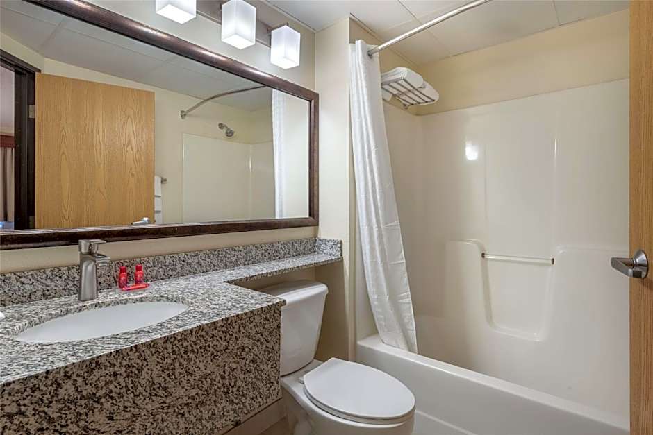 SureStay Plus Hotel by Best Western Litchfield