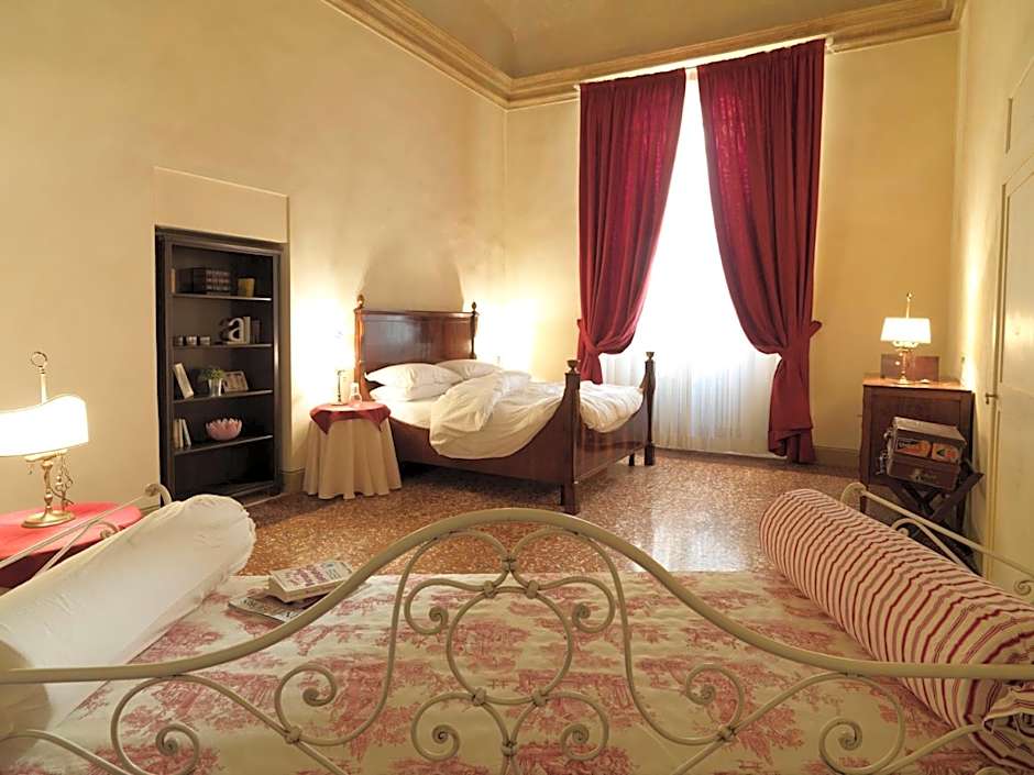 Antica Casa Zucchini B&B