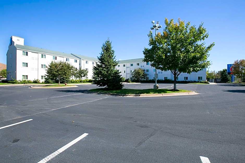 Motel 6-Brooklyn Center, MN - Minneapolis