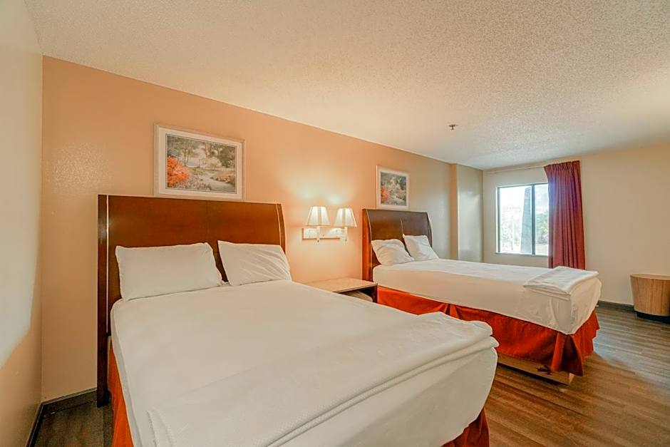 Capital O Fairway Inn - Baytown La Porte TX