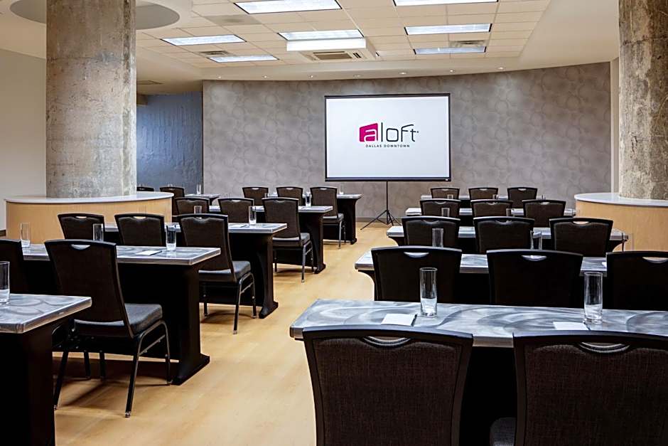 Aloft Dallas Downtown