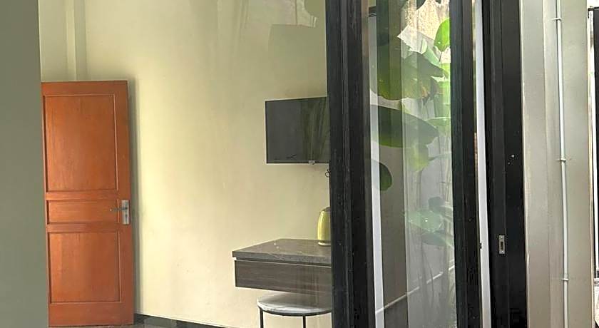 Nofrah House Syariah Mitra RedDoorz