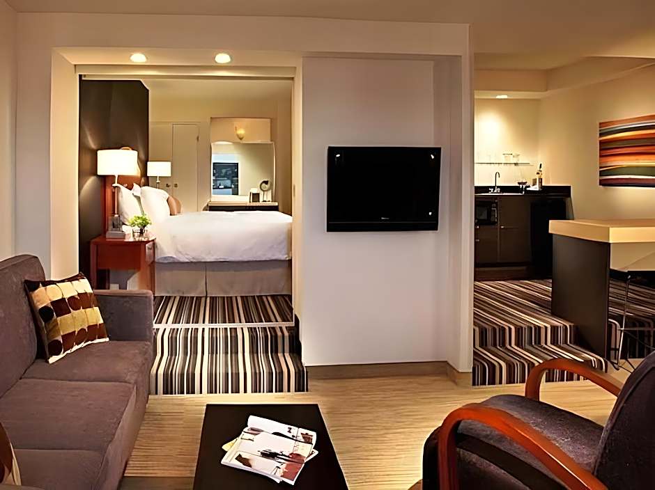 Cambridge Suites Toronto