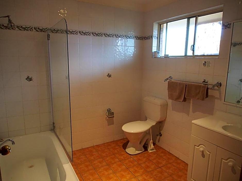 Cobar Town & Country Motor Inn