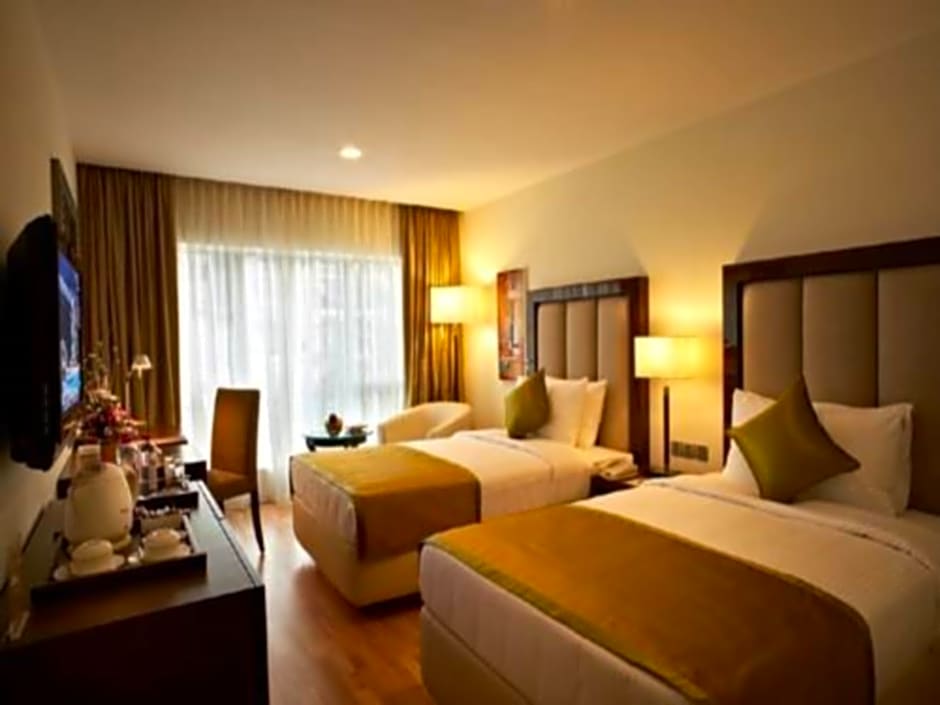 Adarsh Hamilton Hotel