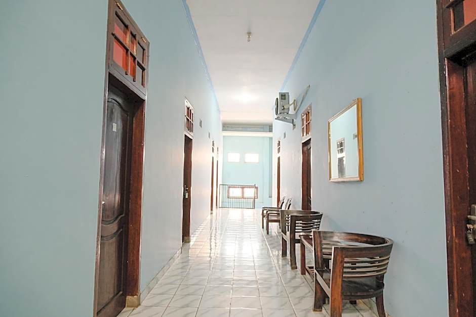 OYO 1984 Hotel Istana Family Syariah