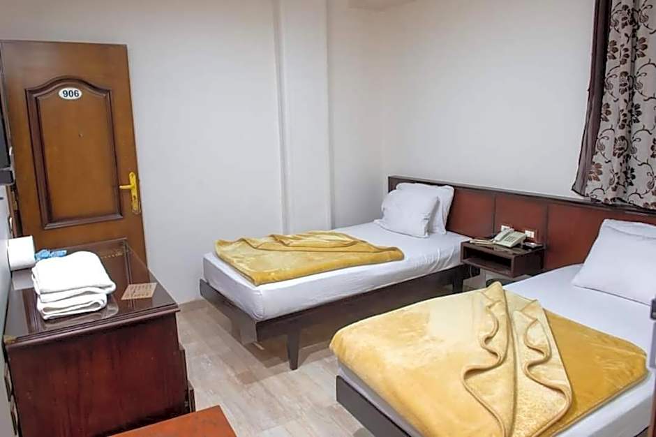 Photo 1 of 4 of Double Room