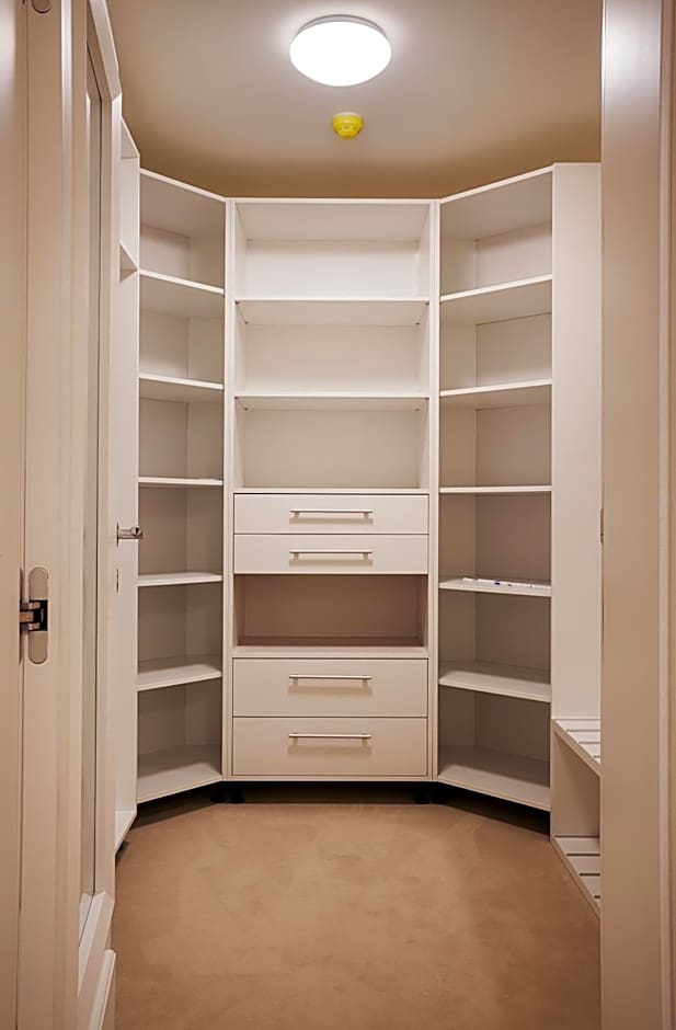 Castello Boutique Hotel