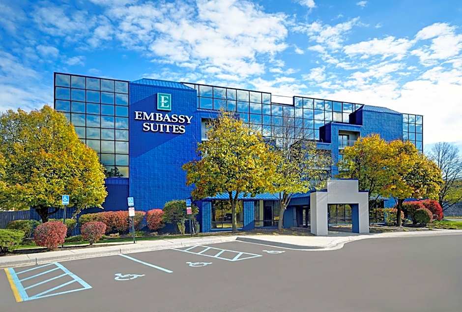 Embassy Suites by Hilton Detroit - Livonia/Novi