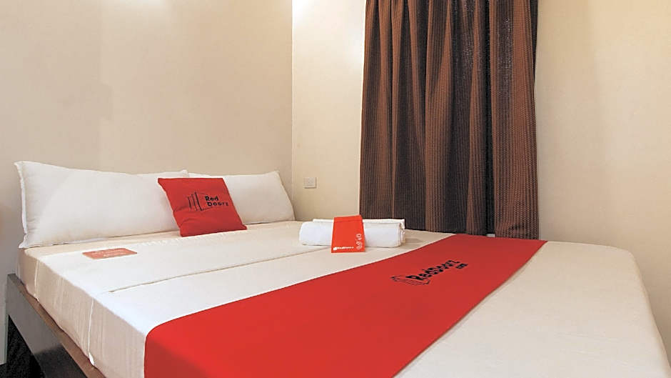 RedDoorz near EDSA Camp Crame