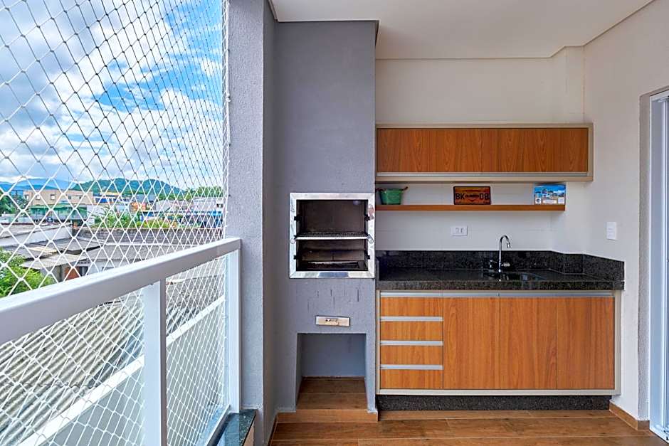 2 QUARTOS com Churrasqueira na Varanda, Piscina, Garagem interna, WiFi 500mbps, Ar Condicionado e Telas de Proteção