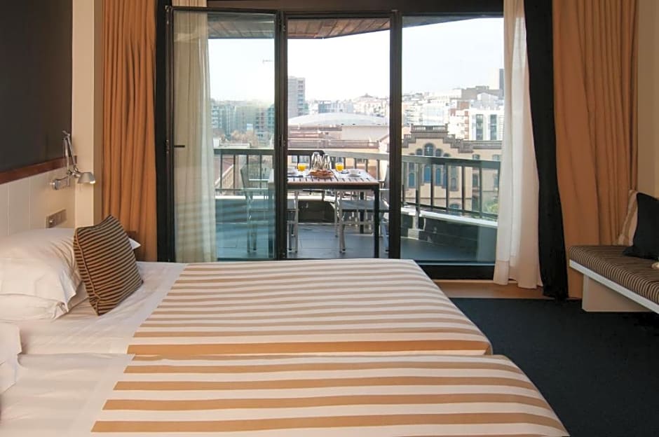 U232 Hotel
