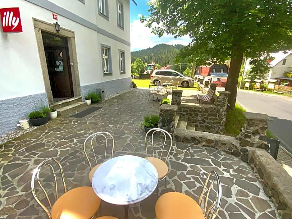 HAMR Apartmány