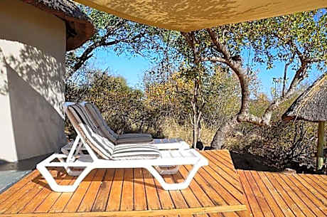 Thulani Game Lodge And Eco Estate