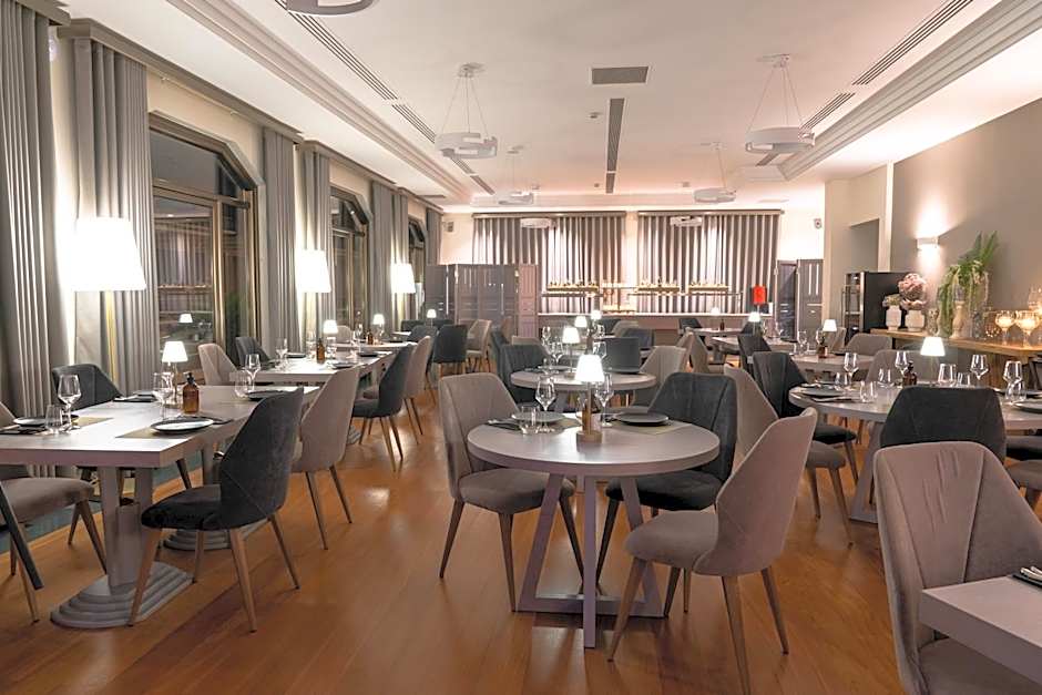 My Way Hotel & Events