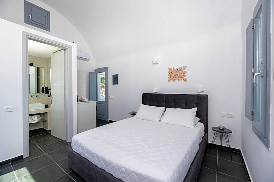 Pancratium Villas & Suites