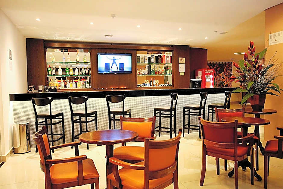 Ipe Center Hotel