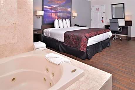 King Room with Spa Bath