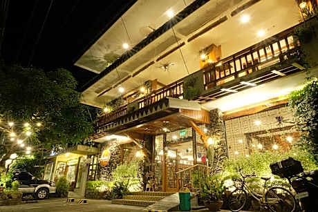 Antonio's Bed and Breakfast Hotel