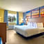 Days Inn by Wyndham Evansdale Waterloo