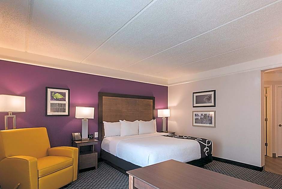 La Quinta Inn & Suites by Wyndham Atlanta Alpharetta