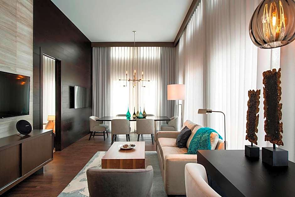 Courtyard by Marriott Calgary South