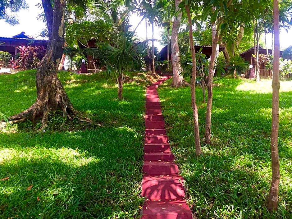 Hill Garden Hotel
