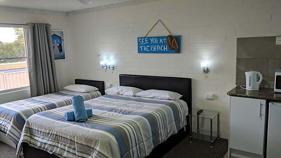 Harrington Village Motel