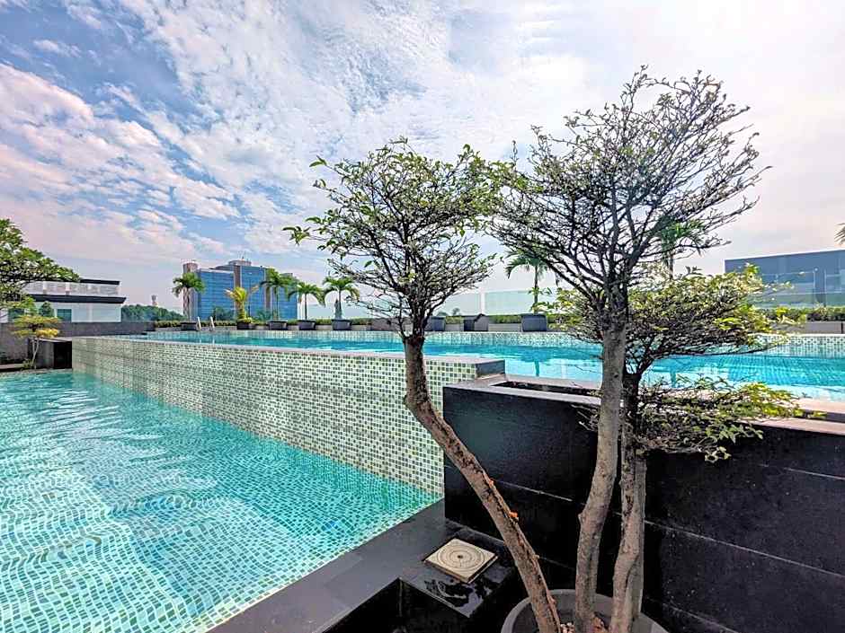 Grand Zuri Jababeka Hotel