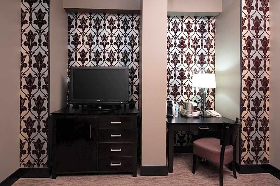 The Giacomo Niagara Falls NY, an Ascend Collection Hotel