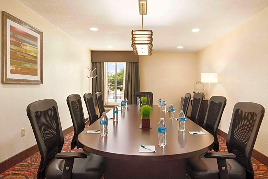 Wingate By Wyndham San Marcos