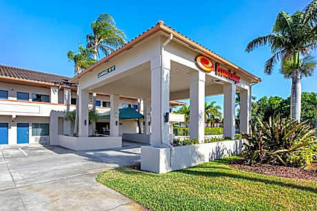 Econo Lodge Vero Beach - Downtown