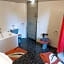 Château Lambert Moulinsart Hotel, shuttle airport, long term parking, snooker, large terrasse, dinner, breakfast