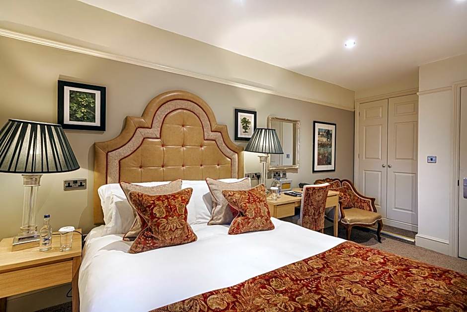 The Royal Oak Hotel, Welshpool - The Coaching Inn Group