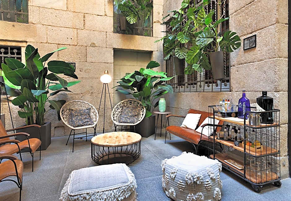 Catalonia Puerta Del Sol