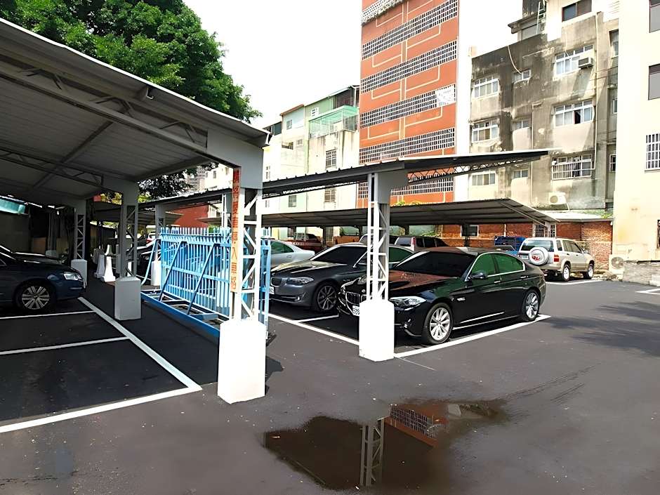 Ai-Lai Fashion Hotel