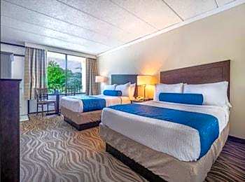 Breakers Hotel & Suites