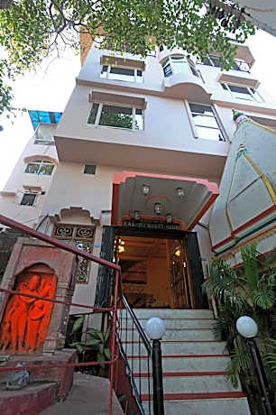 A Palace on River Rashmi Guest House