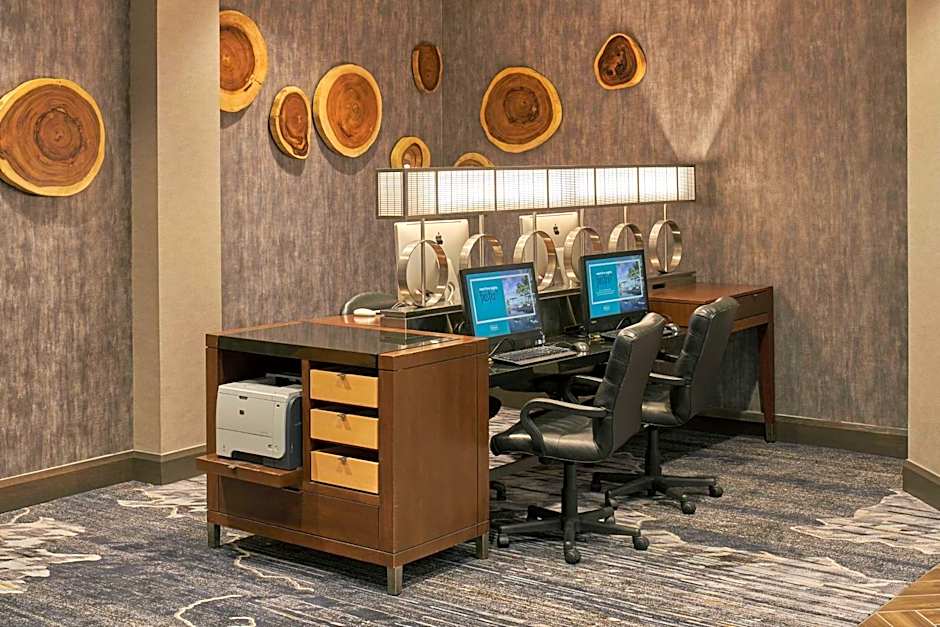 Hilton Cincinnati Airport