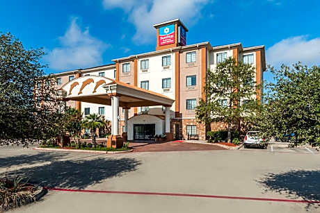 SureStay Plus Hotel by Best Western San Antonio SeaWorld