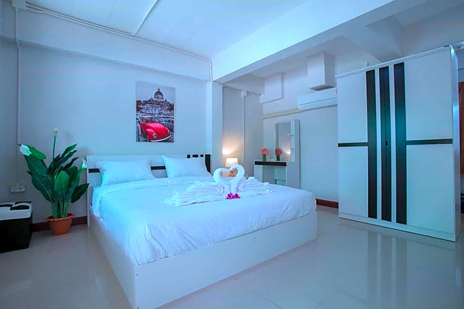 Pantip Boutique Hotel