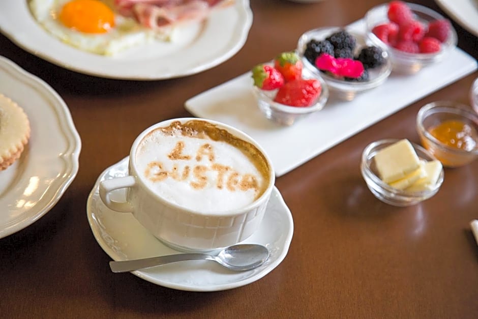 La Gustea Hotel & Cucina