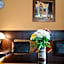 Hotel Ego - Parking Available - Top Central Location