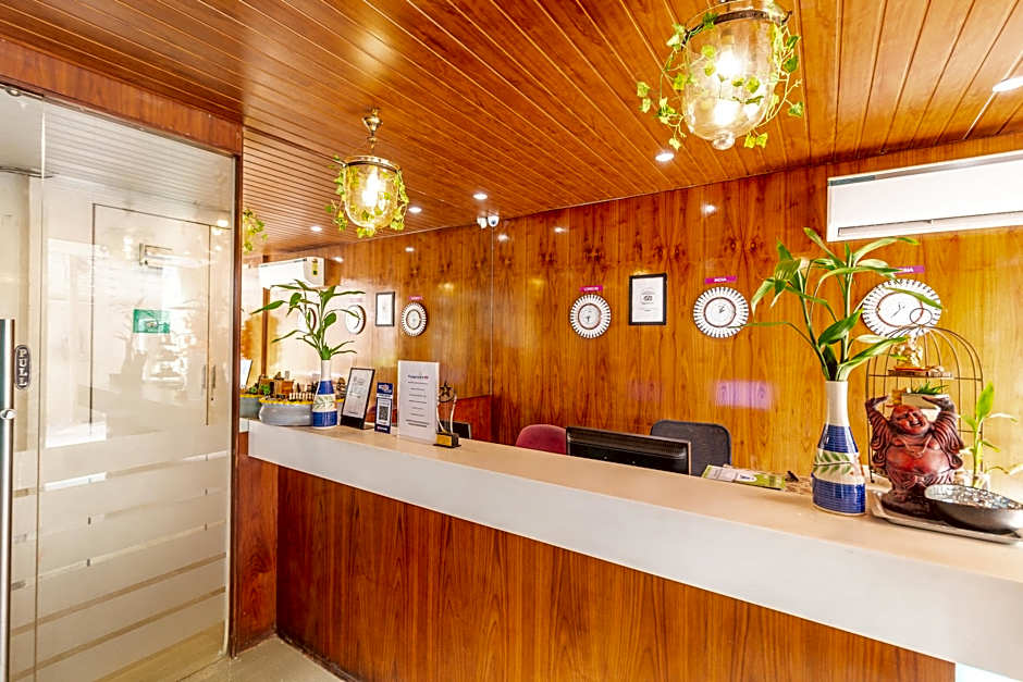 Hotel Celestiial, Candolim – Candolim Beach, 