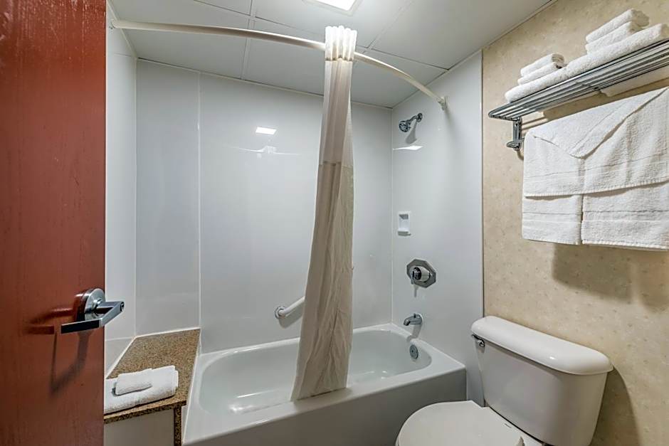 Quality Inn And Suites Bradley